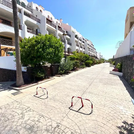 Bungalow Con Piscina En Rocas Del Mar, Tenerife Sur 아파트