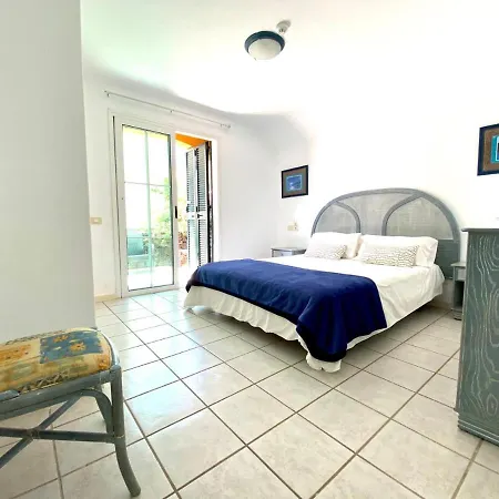 Bungalow Con Piscina En Rocas Del Mar, Tenerife Sur * 코스타델실렌시오
