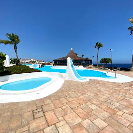 Bungalow Con Piscina En Rocas Del Mar, Tenerife Sur Apartment *