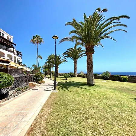 Bungalow Con Piscina En Rocas Del Mar, Tenerife Sur